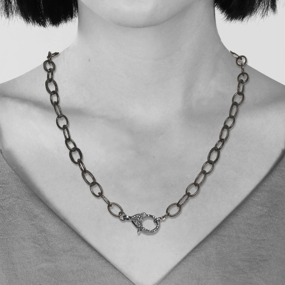 Margo Morrison FLAT TEXTURED RHODIUM OVAL CHAIN with diamond clasp